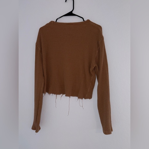 Urban Outfitters Waffle Knit Cropped Longsleeve Henley - Picture 7 of 10